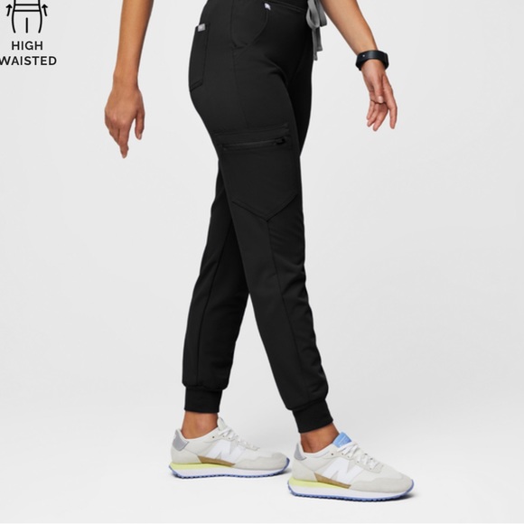 High Waisted Zamora™ Jogger Scrub Pants - Picture 4 of 8